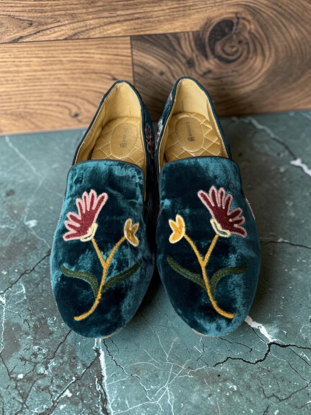 Birdies Starling Embroidered Flat Blue Flat Velvet W 11 Teal Blue Flora Velvet - Picture 2 of 16